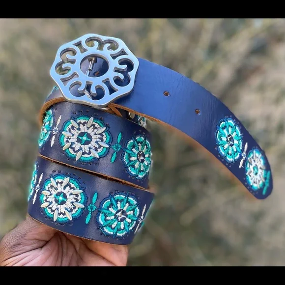 VTG Lucky Brand ?? Handcrafted ? Leather Belt, Sz S/32 TRIPLE NEEDLE STITCH LEATHER BELT | Lucky Brand main image 3